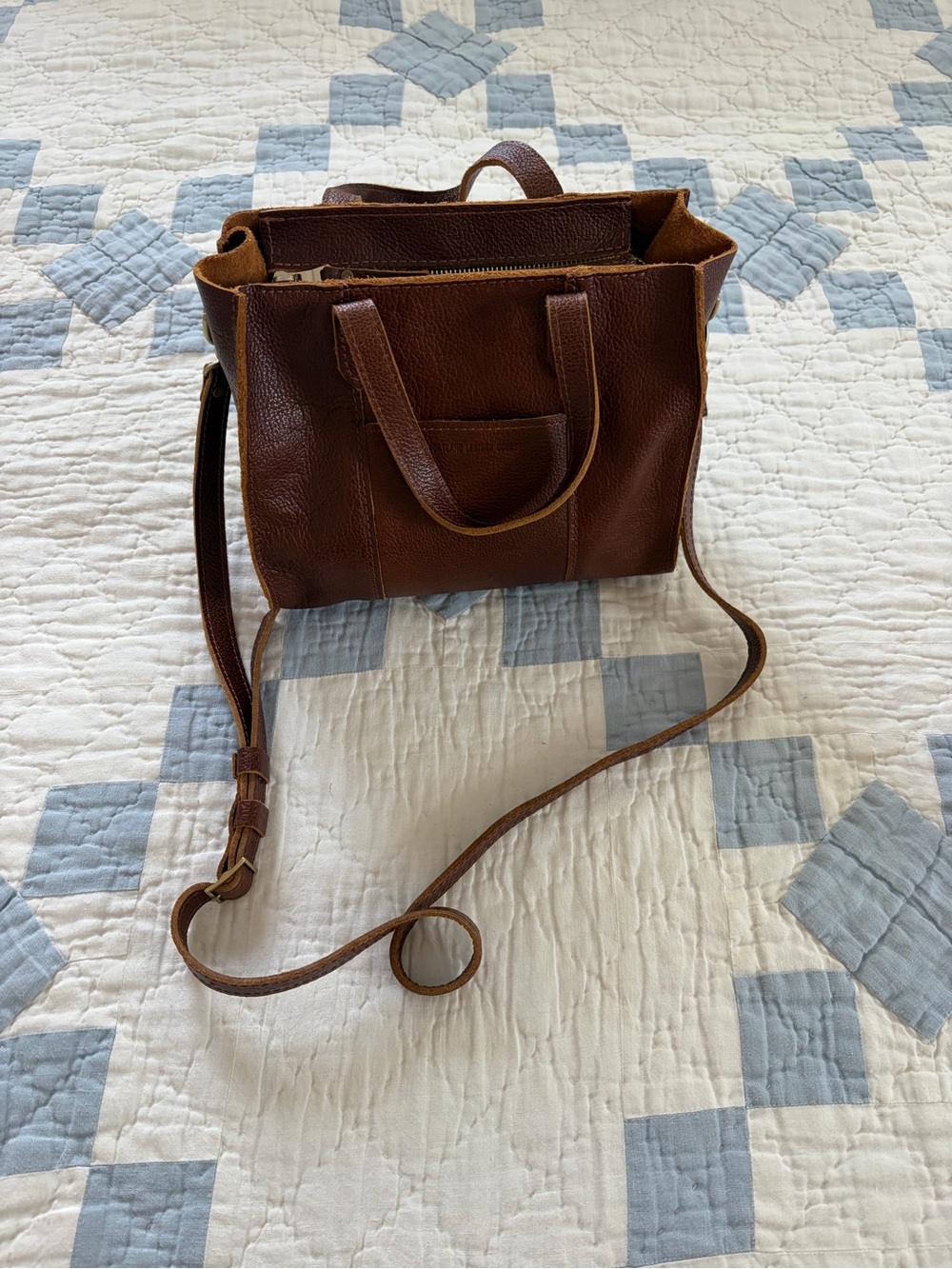 Portland Leather Lola Crossbody, Nutmeg with Zipper